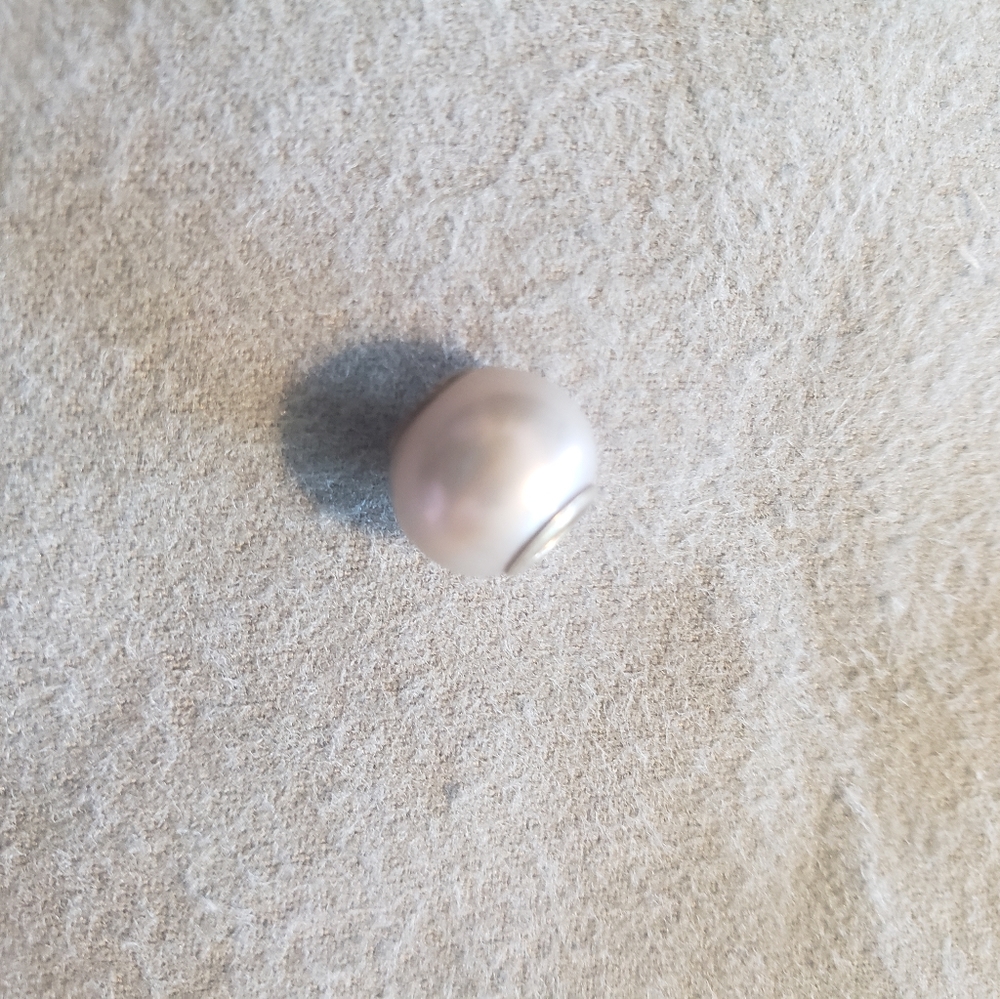 Trollbeads White Pearl round bead